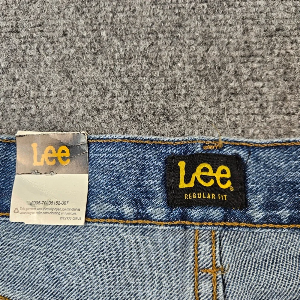 Lee Mens Regular Fit Straight Leg Jeans Vintage Stone Blue 42x29 NWT 102009023